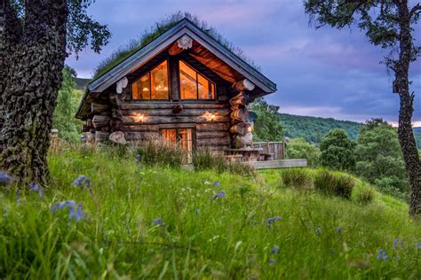 forest log cabins scotland.